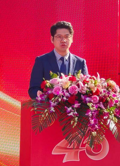 安吉上墅私立高级中学建校四十周年庆典隆重举行